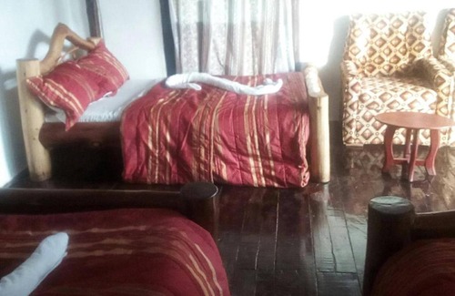 Luhizha Bed & Breakfast | Ruhija Community Rest Camp