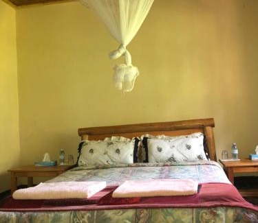Bwindi Cabin | Ruhondeza Lodge