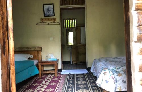Bwindi Cabin | Ruhondeza Lodge