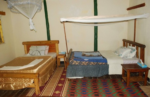 Bwindi Hotel | Ruhondeza Lodge