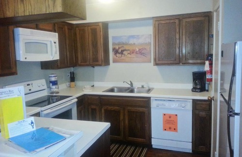 Ruidoso Downs Apartment | Ruidoso Downs Condos at Champion's Run, a VRI resort