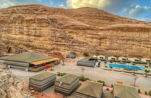 Wadi Rum RV Rental | Rum Oasis Luxury Camp