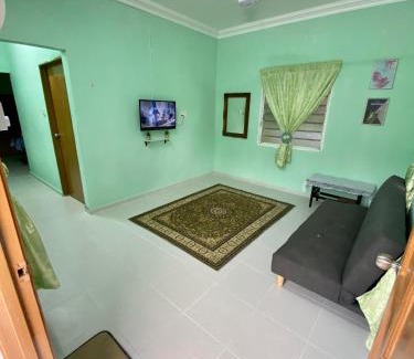 Kampong Pulau Kandis House | Rumah Comel