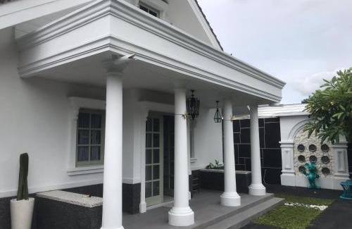 Denpasar Utara House | Rumah Kenyeri