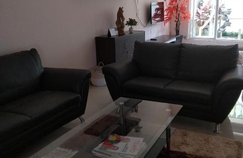 Mlati House | Rumah Puri Homestay