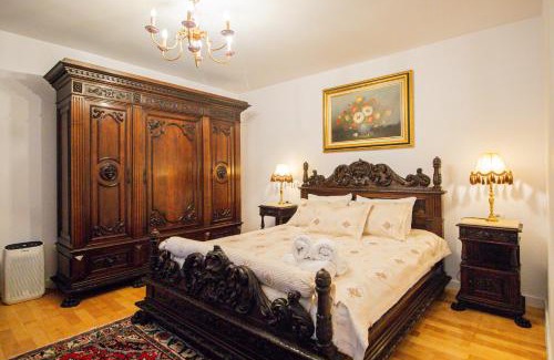Vladeni House | RunCa-n Rai