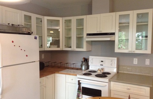 Gibsons Apartment | Runner, Bikers, Writers, Nature Lovers - A Family Friendly Vacation Home for You