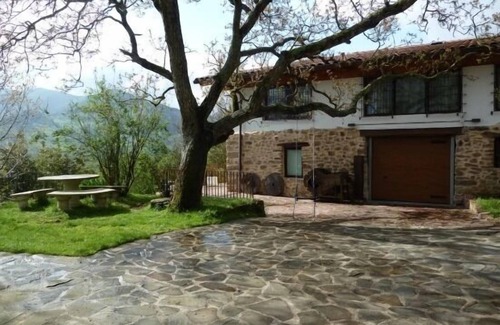 Zegama Cottage | Rural apartment Arrieta Haundi for 4 people