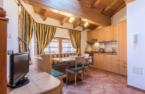 Almazzago Apartment | Rural Apartment "Maso Margherita - Spleuza" with Garden and Wi-Fi