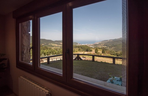Mungia Apartment | Rural apartment with sea views