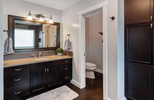 Priddis Other | Rural foothills farmhouse - Horse friendly