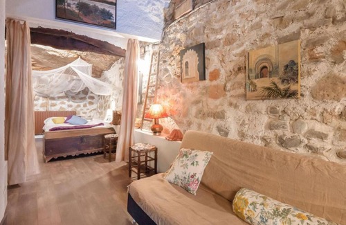 Tolva House | Rural Holiday Home in Tolva near near Mont Rebei Lake
