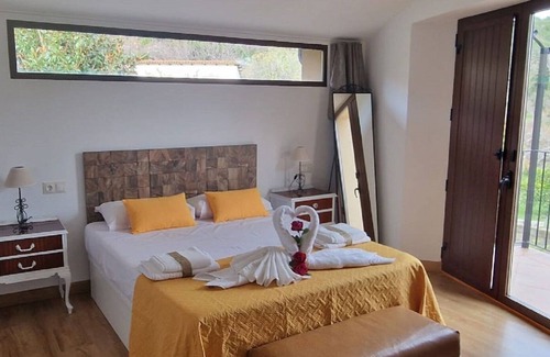 Torre de Don Miguel Cottage | Rural House Los Rios
