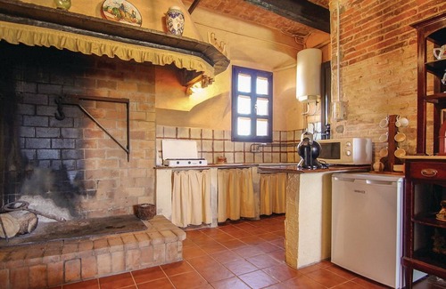 Tordera Cottage | Rural house on the way to the beach