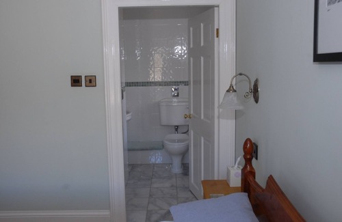 Peak District Bed & Breakfast | Rushop Hall