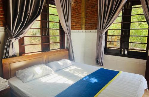 Ham Ninh Apartment | Russian Village