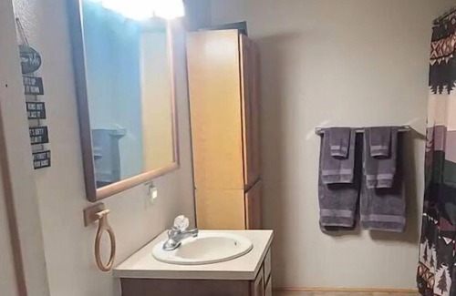 Roberts Apartment | Rustic 1 bedroom apartment
