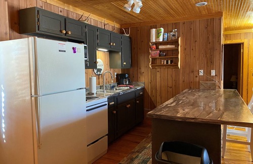 Batesville House | Rustic Cabin near Sardis Lake Boat Ramp