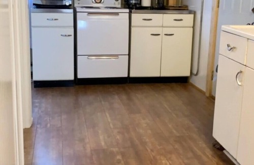 Upper Peninsula Michigan House | Rustic Cabin with Stunning Sunsets, minutes from town and Munising