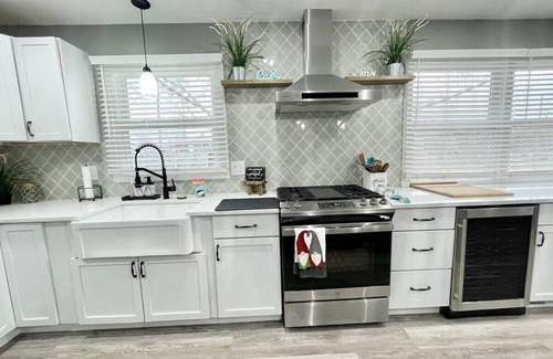Greenwood House | Rustic Chic in Charming Center Grove w Fenced Yard
