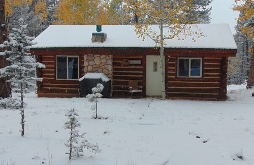Divide Cabin | Rustic Colorado Cabin