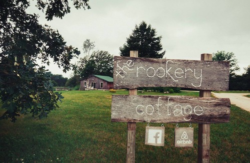 Coon Rapids Cabin | Rustic cottage in river valley with access to hiking and mountain biking trails