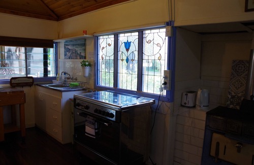 Bouvard Cottage | Rustic Cottage - peaceful retreat