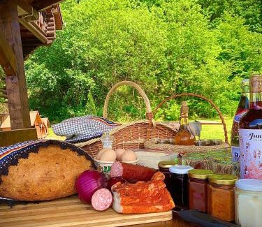 Gura Raului House | Rustic Cottage
