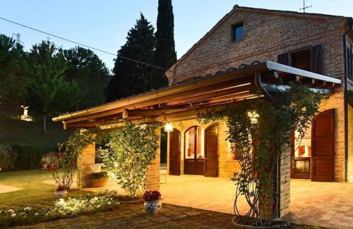 Civitanova Marche Villa | Rustic Country house
