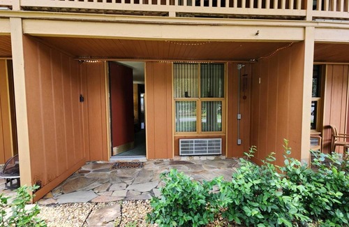 River Ranch Condo | Rustic Country Living at River Ranch Sleeps 6! 102