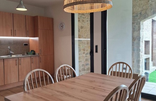Llampaies House | Rustic family house in Empordà, 15 minutes from the beach.