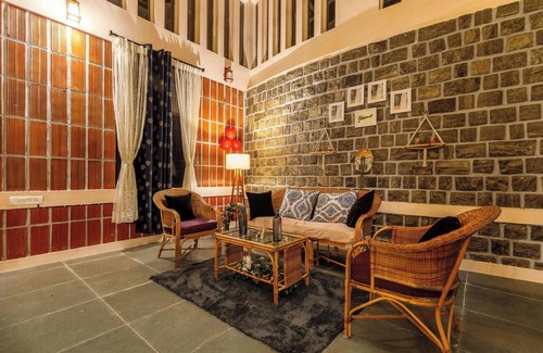 Hosur Villa | Rustic Farmpool