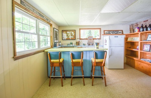 East Leroy House | Rustic Hills Retreat.a scenic home on beautiful lake front property.