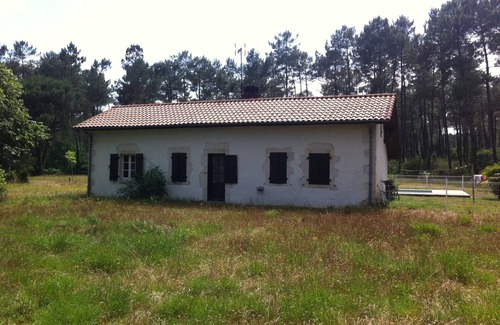 Gourbera House | Rustic house with swimming pool in the heart of the Landes countryside