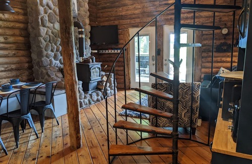Bear Lake Cabin | Rustic Retreat Log Cabin Nestled Among 65 Acres