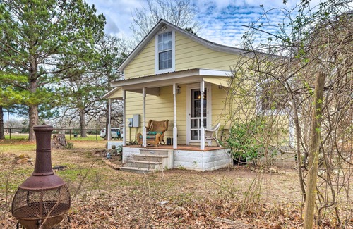 Rockdale House | Rustic Rockdale Home on 100 Acres: Near City Park!
