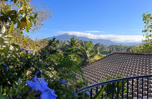Sirimalwatta House | Rustic rural villa near the beautiful UNESCO world heritage site Kandy city.