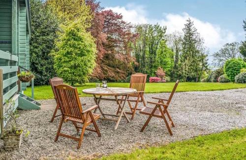 Torthorwald Apartment | Rustic Secluded Hidden Gem At Rockhall