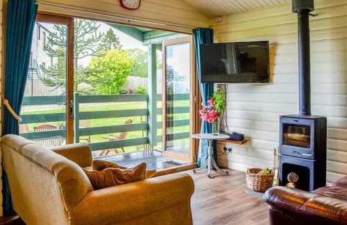 Torthorwald Apartment | Rustic Secluded Hidden Gem At Rockhall