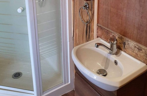 Bay View Apartment | Rustic Studio close to everything!
