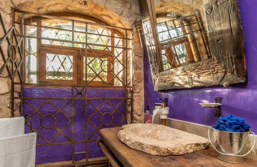 Carabana Villa | Rustic villa