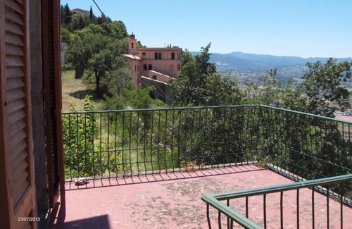 Campello sul Clitunno Other | RUSTIC VILLA WITH BEAUTIFUL VIEW OVER THE UMBRIAN VALLEY