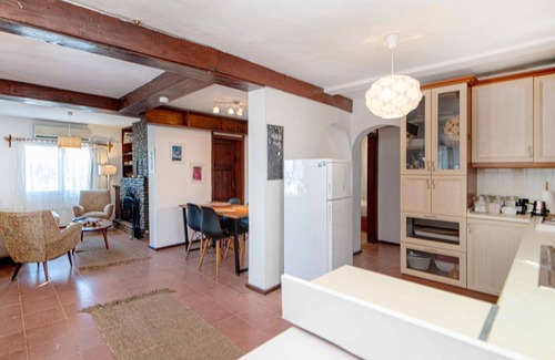 Mumcular Villa | Rustic Village House in Bodrum, 2 min to Beach
