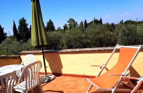 Fauglia House | Rustico 230 mq in stile toscano immerso nel verde della campagna, ampia piscina.