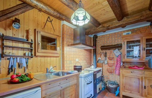 Faido Ski Chalet | Rustico Tengia With BBQ And Wi-Fi, Faido, Switzerland