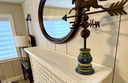 Grangeville House | Ruth's Cabin | Custom Deck | Sound System | Bidet