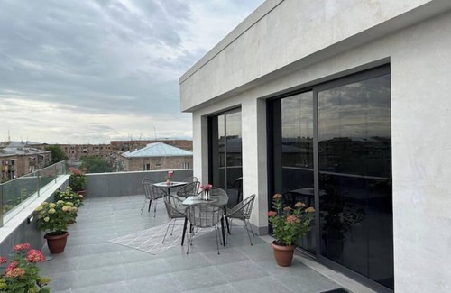 Vagharshapat Apartment | RUVA Guest House