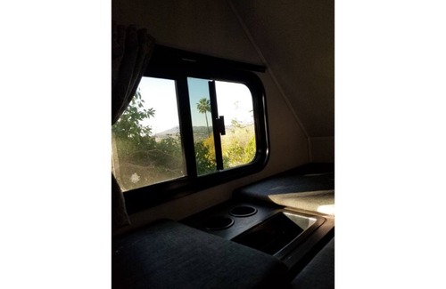 El Cajon House | RV Glamping Private Bedroom, Bath, Kitchen, WiFi, AC, Free Parking & EV Charging
