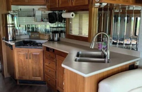 Kickapoo House | RV on the Ridgetop near Trout Fishing