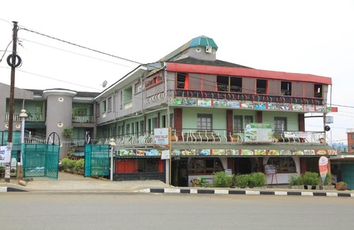 Fort Portal House | Rwenzori Travellers Pride Hotel